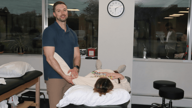 Joint Mobilization at Physiopros